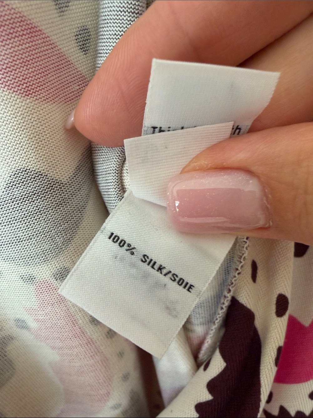 Diane Von Furstenberg 100% Silk Printed Wrap Mini Dress Size 4 Pink Purple White - Picture 6 of 7
